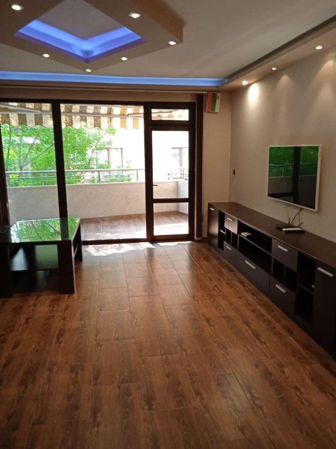 Джессика Апартмент Veliko Tarnovo Ngoại thất bức ảnh