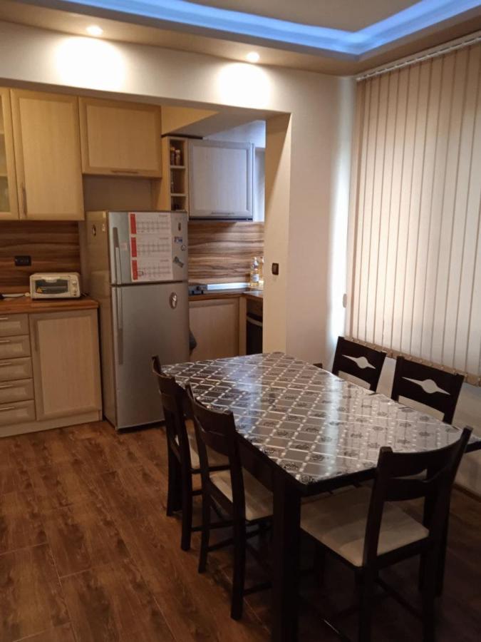 Джессика Апартмент Veliko Tarnovo Ngoại thất bức ảnh